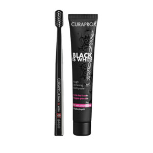 CURAPROX BLACK IS WHITE СЕТ ОД ПАСТА ЗА БЕЛЕЊЕ ЗАБИ +ЧЕТКА ЗА ЗАБИ ULTRA SOFT 5460